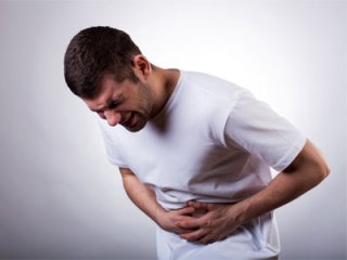 С болезнями желудка справляются средства народной медицины